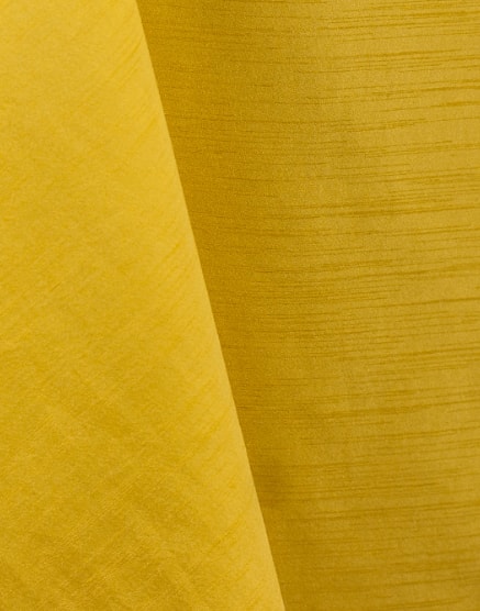 Lemon Manhattan Napkin with reversible matte and shine sides